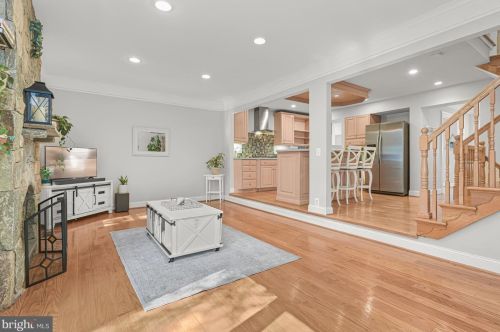 10871 Lockwood Dr, Silver Spring MD 20901-4514 exterior