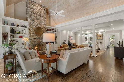 2990 Margaret Mitchell Dr, Atlanta GA  30327-1708 exterior