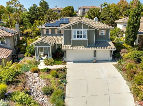 914 Merlo Ct, Carlsbad, CA 92011-5505