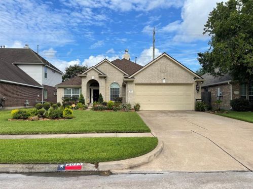 2613 Crestwood Dr, Deer Park, TX 77536-3591