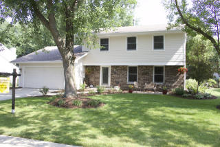 1459 Culpepper Dr, Naperville IL  60540-8353 exterior