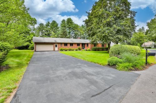 62 Shirley Park Rd, Goffstown, NH 03045-1839