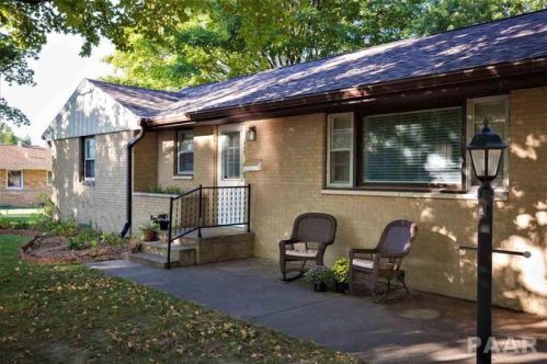 117 Tiezzi Ln, Beverly Manor, IL 61571-2469