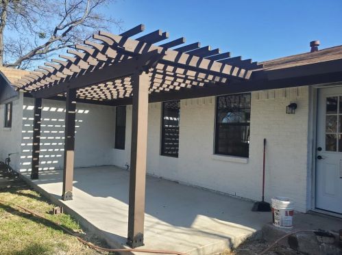 3525 Edgewood Dr, Garland TX  75042-7008 exterior