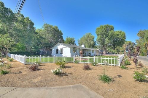 7106 Orch St, Riverside CA  92504-3958 exterior