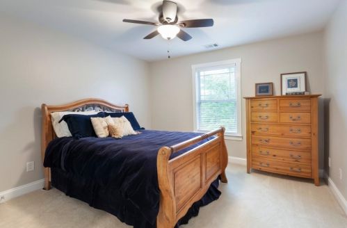 2035 Hatteras Way, Atlanta GA  30318-1084 exterior