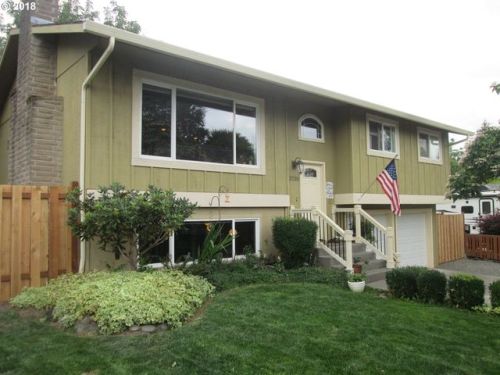 3735 Dora Ct, Wood Village, OR 97060-2514