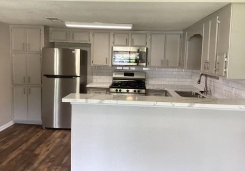 1041 2 St, Bellvue TX 77418-2948 exterior