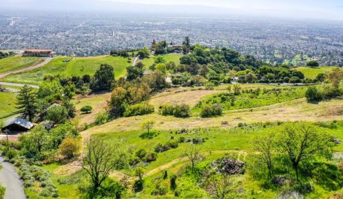 10702 Crothers Rd, San Jose, CA 95127-1730