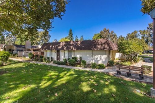 1069 Ardmore Cir, Redlands, CA 92374-6289