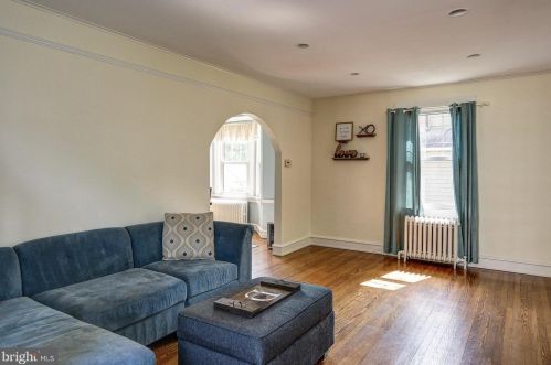 405 Avondale Ave, Haddonfield NJ 08033-2809 exterior