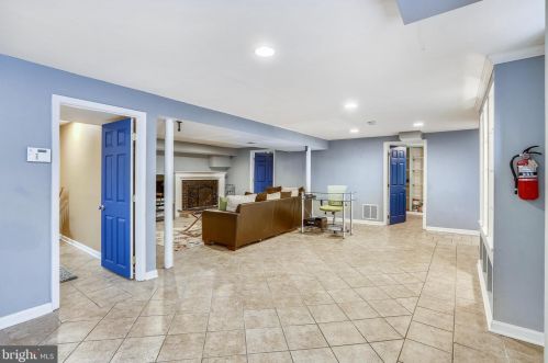 8917 Walden Rd, Silver Spring MD 20901-3530 exterior