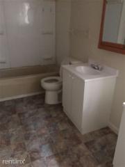 86 Holmes Ave, Indianapolis IN  46222-4058 exterior