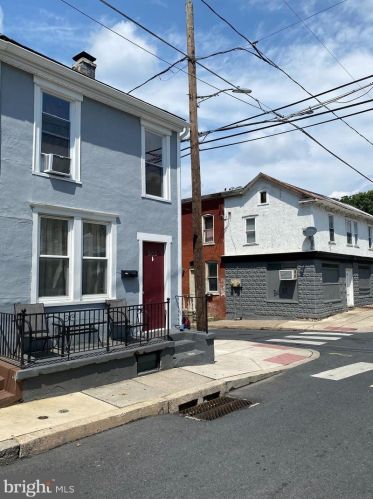 502 Beaver St, Lancaster, PA 17603-5606