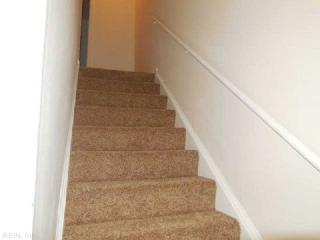 97 Ireland St, Hampton VA  23663-2164 exterior