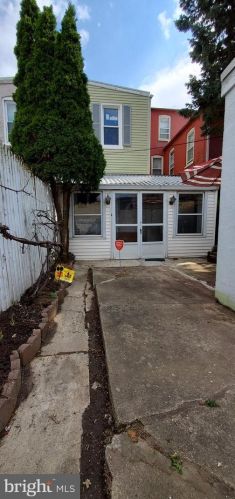 21 Ross St, Lancaster PA  17602-1924 exterior