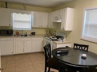 1232 Creek Forest Ct, Conyers GA  30012-3545 exterior