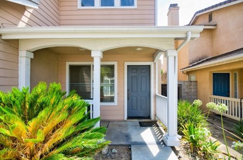 272 Freedom Ave, Upland, CA 91786-8156