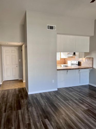 1555 Springville Way, Turlock CA 95380-2594 exterior