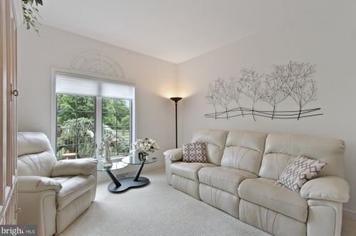 2108 Tall Oaks Ln, York PA 17403-5903 exterior