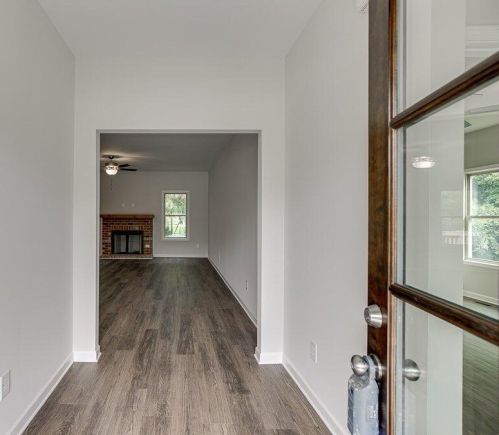 601 Lakeview Bnd Cir, Jefferson GA  30549-7061 exterior