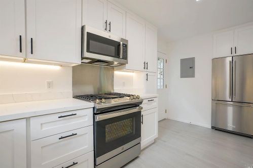 10 Neila Way, Mill Valley, CA 94941-1655