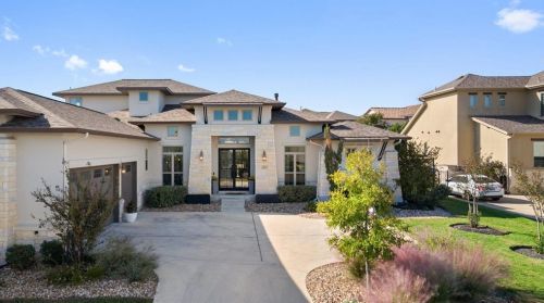 1107 Crestone Stream Dr, Austin TX  78738 exterior