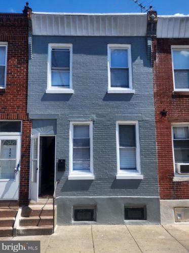 3349 Mascher St, Philadelphia, PA 19140-5818