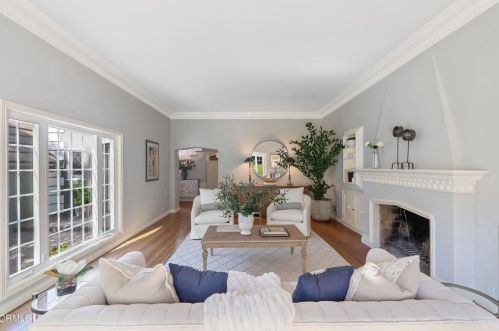 1637 Vly Vw Rd, Glendale CA  91202-1330 exterior