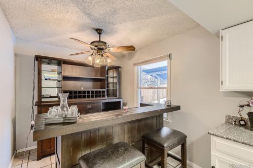 2598 Eagle Cir, Aurora CO 80014-2428 exterior