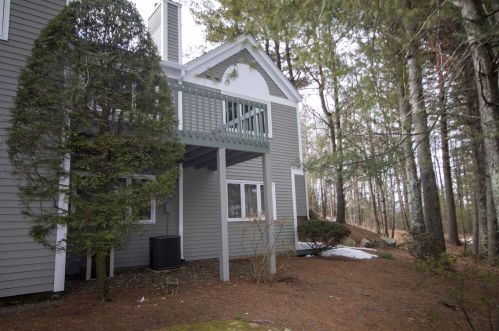 17 Larkspur Ct, Nashua, NH 03062-1498