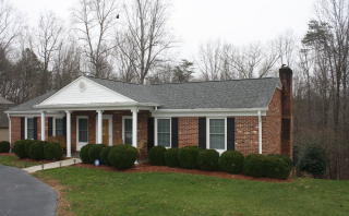 913 Hunting Ridge Rd, Martinsville, VA 24112-5619