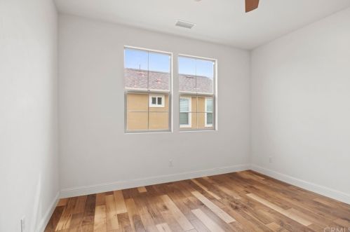 117 Bumblebee, Irvine CA  92618-1150 exterior