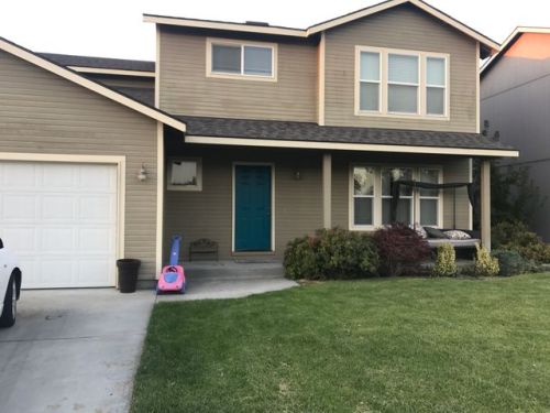1437 Misty Dr, Hermiston OR  97838-4008 exterior