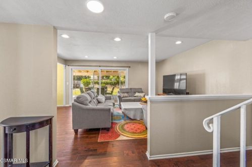 2272 Morley St, Simi Valley CA 93065-3631 exterior