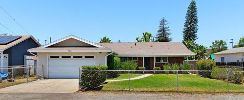7550 Madison Ave, Lemon Grove, CA 91945-2821