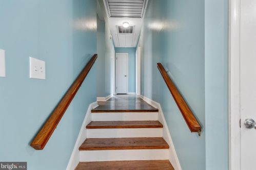 1006 Venice Dr, Silver Spring MD 20904-2065 exterior