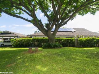 341 Opihikao Pl, Honolulu HI  96825-1129 exterior