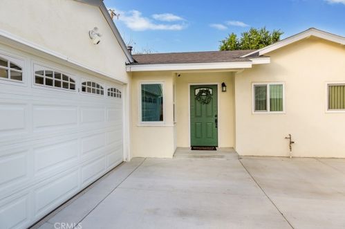 2647 Angela St, Simi Valley CA  93065-2605 exterior