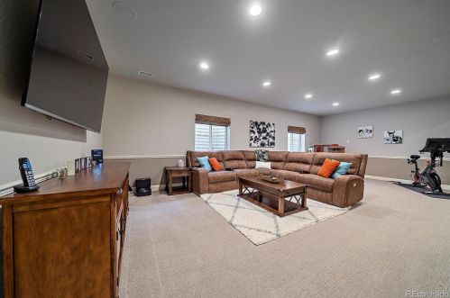 24584 Mineral Dr, Aurora CO 80016 exterior