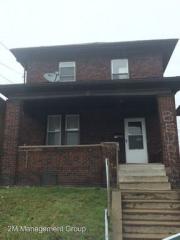 475 Oregon Ave, Rochester PA  15074-2033 exterior