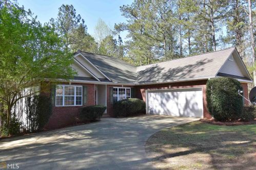 8045 Longleaf Ct, Villa Rica, GA 30180-7645