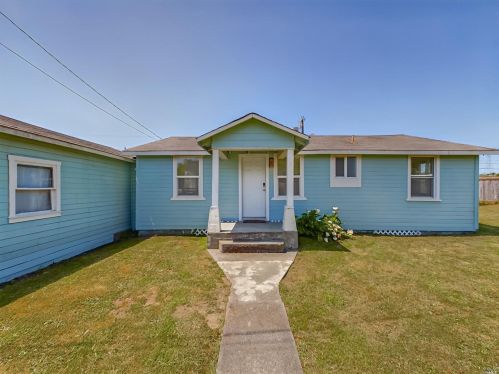 2031 Darin Dr, Arcata, CA 95521-9677