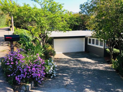 28 Ridge Ave, San Rafael, CA 94901-3433