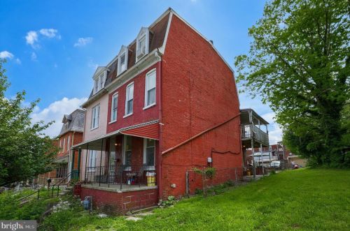 348 Newberry St, York, PA 17401-3015