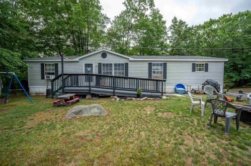 34 Fullam Cir, Allenstown, NH 03275-2285