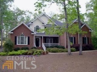 1050 Holcomb Ct, Bogart, GA 30622-2393
