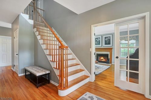 12 Blue Cliff Dr, Lebanon, NJ 08833-3246