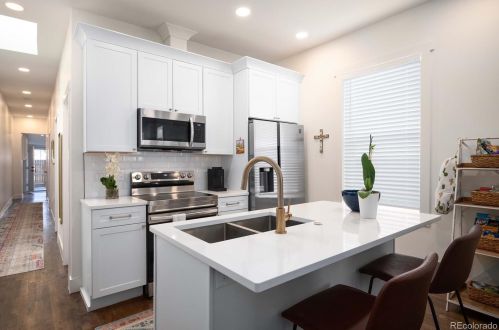 1707 Grove St, Denver CO  80204-1728 exterior