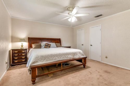 8604 Brook Ridge Dr, Fort Worth TX  76182 exterior